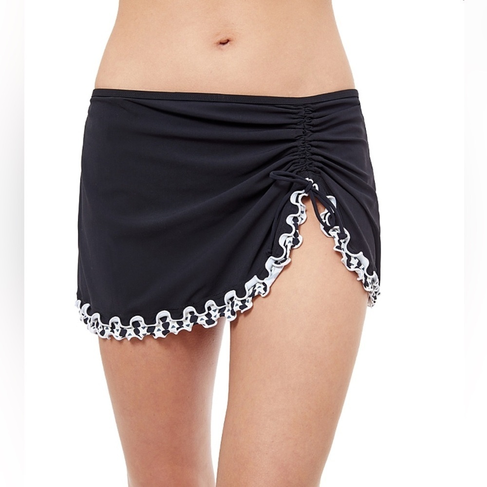 Gottex
Enya Drawstring  lack & White Swim Skirt Size .